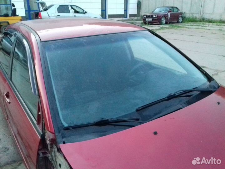 Лобовое стекло Mitsubishi Lancer 9