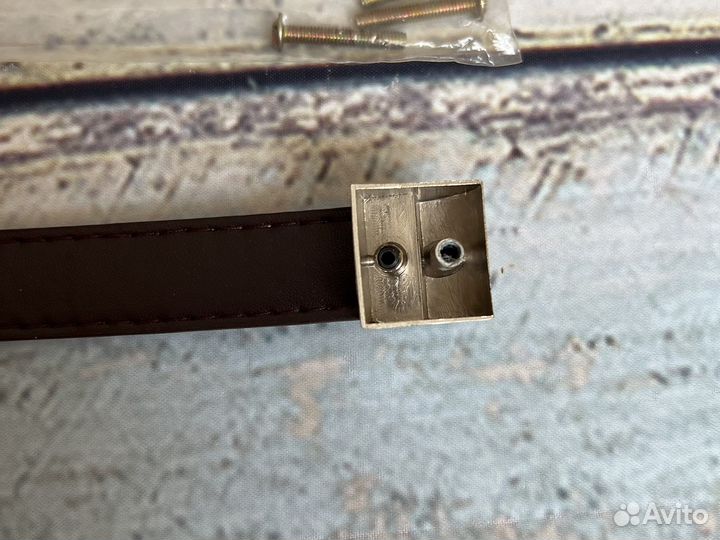 Ручка мебельная под кожу новая