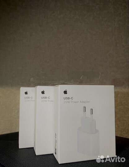 Оригинальный блок iPhone 20 w
