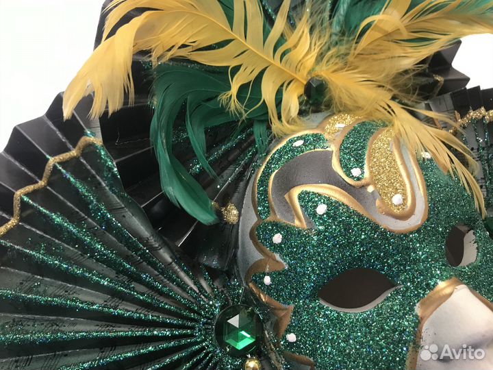 Маска венецианская