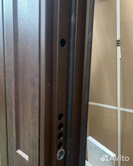 Дверь входная