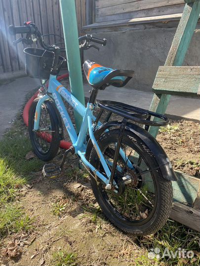 Детский велосипед 16