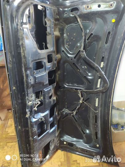 Крышка багажника mitsubishi Диаманте f31