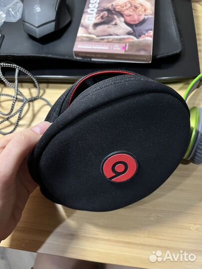 Beats Solo HD Green