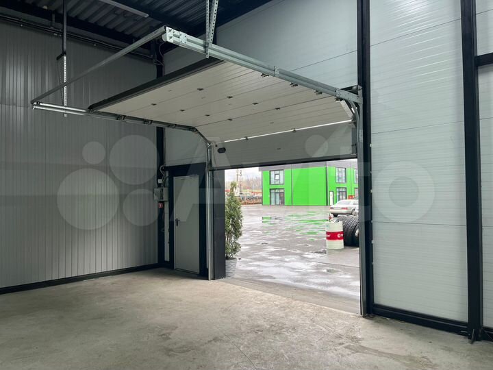 Склад, 300 м²