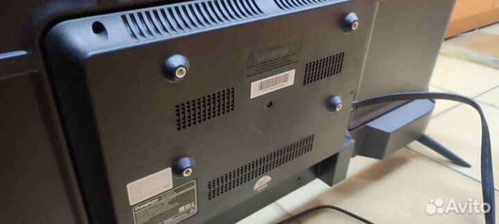 Телевизор Prestigio PTV40SS06Y