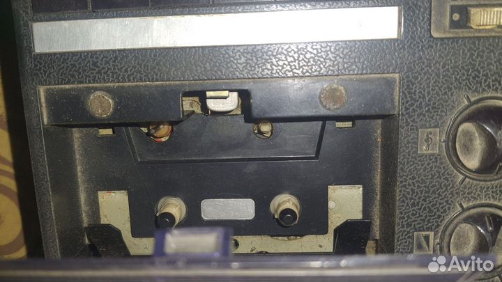 Кассетный магнитофон