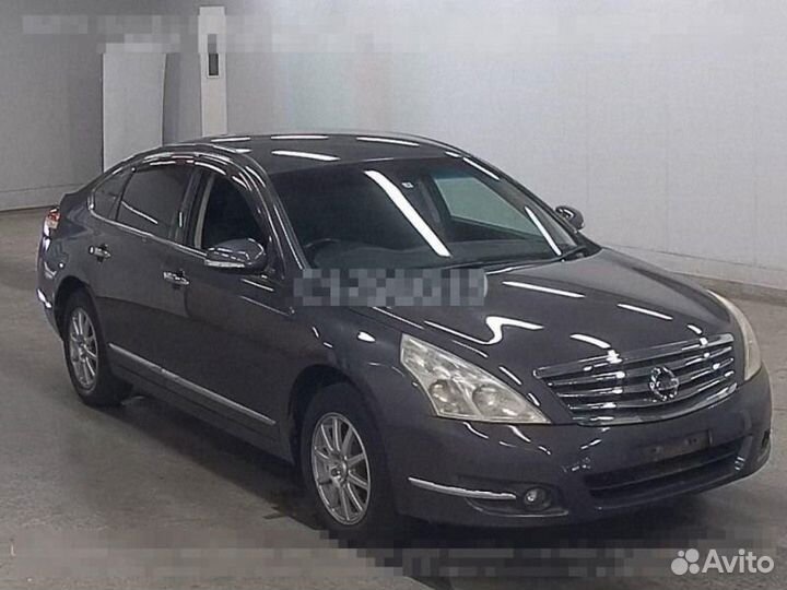 Обшивка двери передняя правая Nissan Teana J32