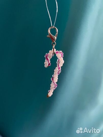 Подвеска из бисера
