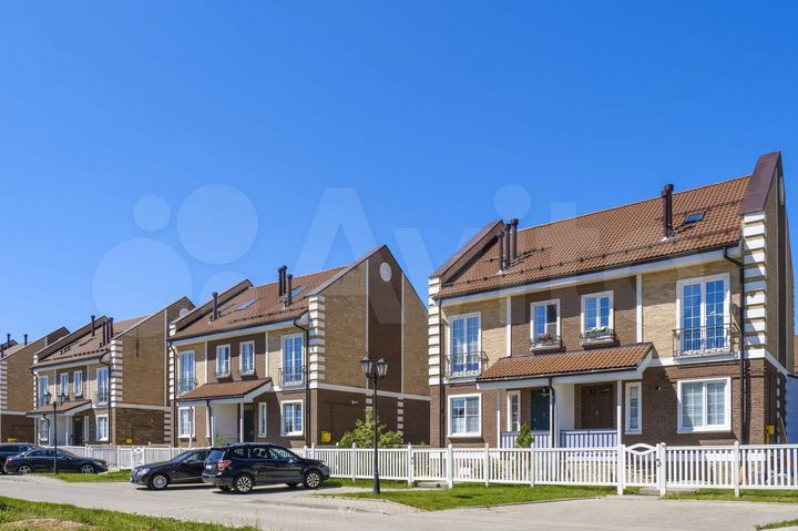 Дом 171 м² на участке 4 сот.