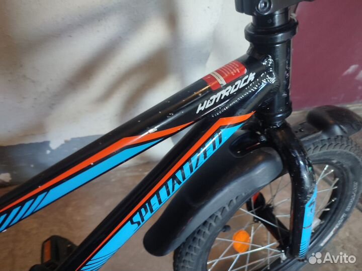 Велосипед specialized 16 hotrock