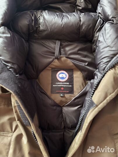 Зимняя куртка canada goose