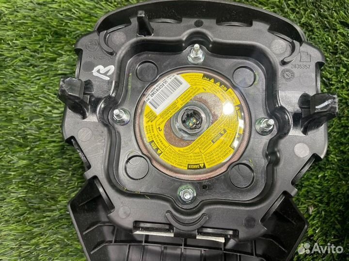 Руль Bmw X3 F25 N20B20 2012