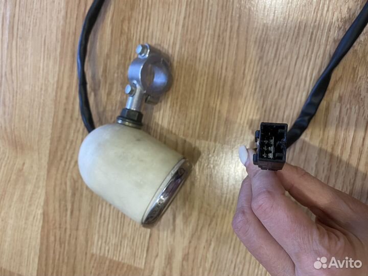 Указатель уровня топлива для мотоцикла Triumph