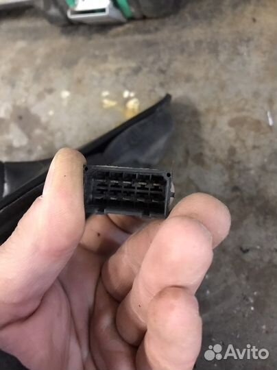 Зеркало левое с электроскладыванием а4 б5