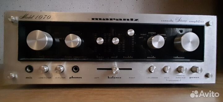 Marantz 1070