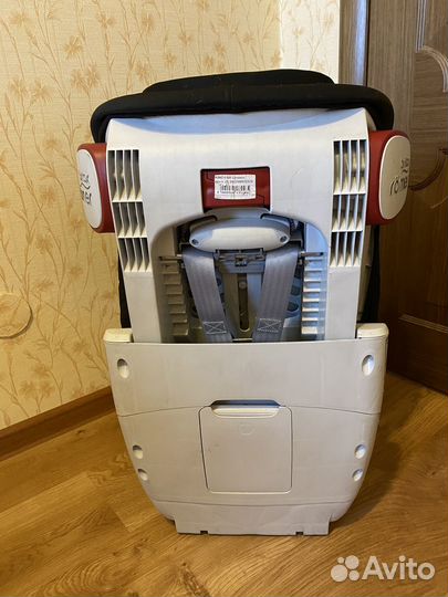 Продаю детское кресло Britax Romer King 2