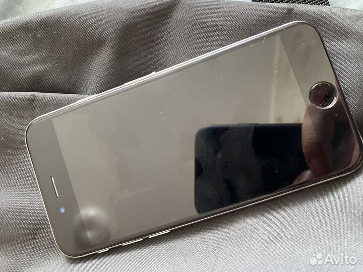 Телефон iPhone