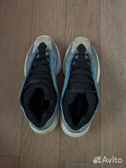 Кроссовки adidas yeezy boost 700