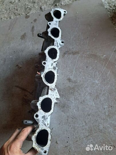 Коллектор впускной Volvo S80