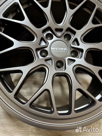 Новые литые диски R18 5-114.3 zzz