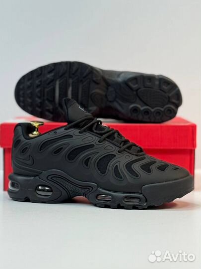 Кроссовки мужские nike AIR MAX plus чёрный цвет