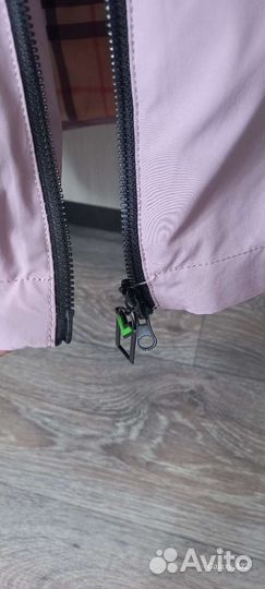 Куртка для девочки 140-146