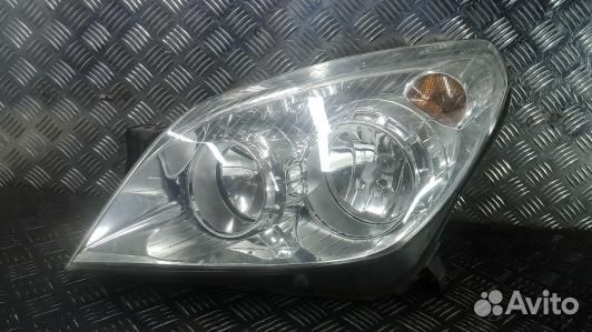 Фара левая opel astra H (1OK41MR01)