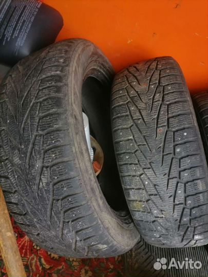 Nokian Tyres Hakkapeliitta R SUV 235/55 R18