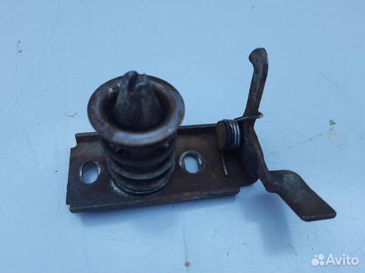 Замок капота Daewoo Matiz