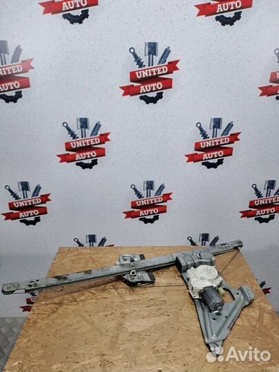 Стеклоподъемный механизм левый Mercedes Benz