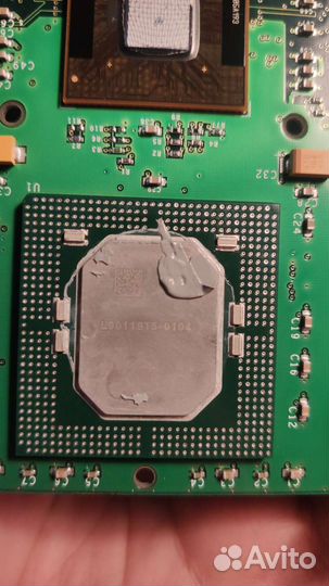 Intel Pentium III Xeon 500 мгц разъем Slot 2