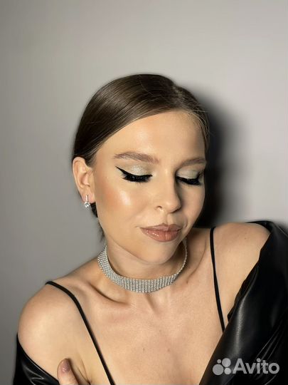 Макияж и укладка волос