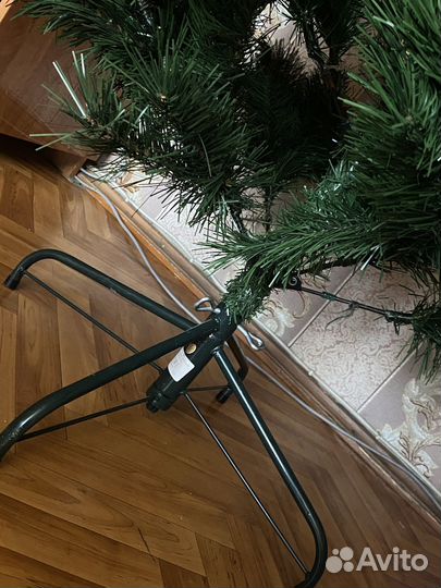 Елка искусственная