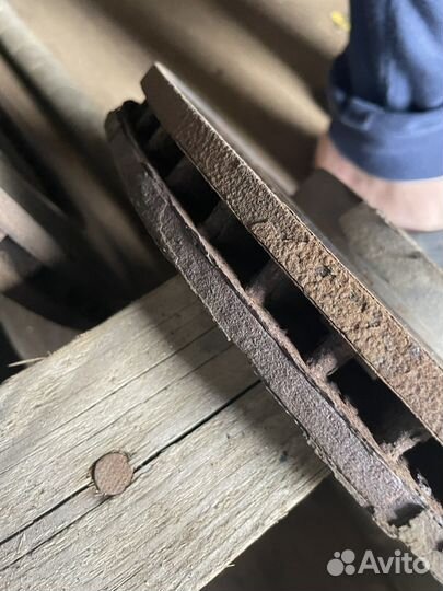 Тормозные диски cadillac srx 2011 год 3.0