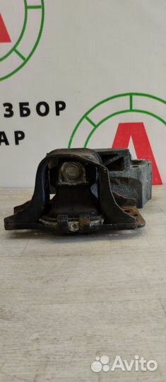 Опора (подушка) правая Nissan Qashqai J10 HR16DE