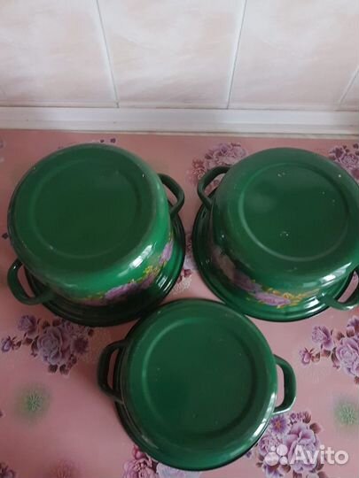 Кастрюля эмалированная