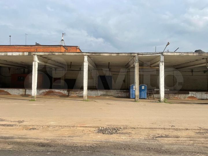 Тёплый Склад, 800 м²