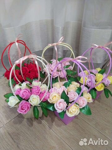 Букет роз в сумочке из мыла