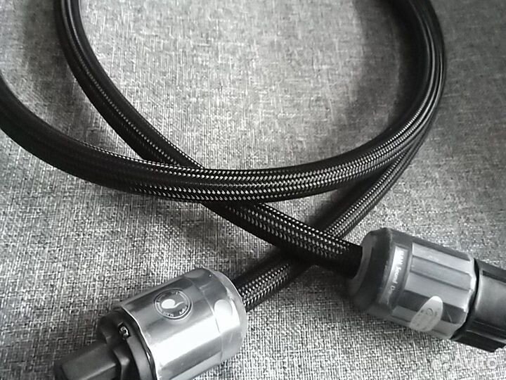 Сетевой кабель SL&H Sound Design