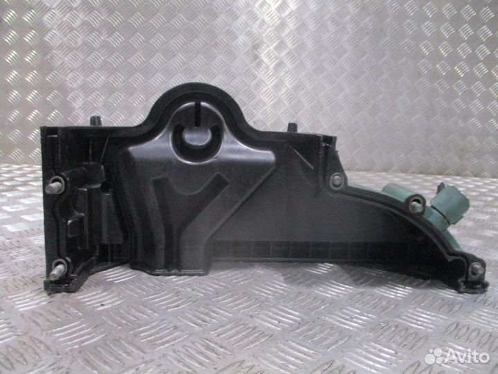 Крышка двс Volvo 21383313