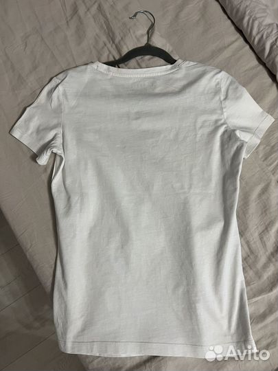 Футболка guess