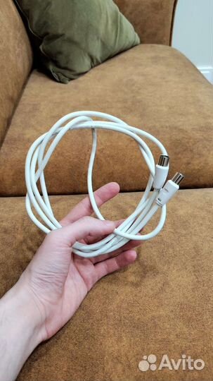 Кабель телевизионный, антенна 2м Belkin