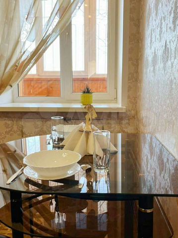 2-к. квартира, 55 м², 1/9 эт.