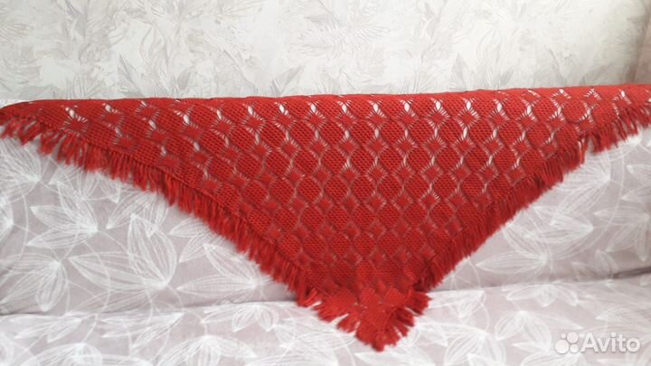 Шаль ручной работы