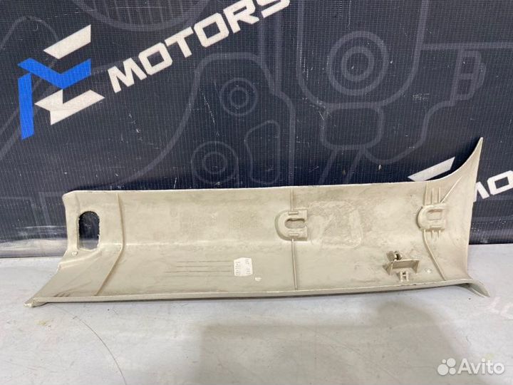 Обшивка салона левая Volkswagen Passat Variant B5