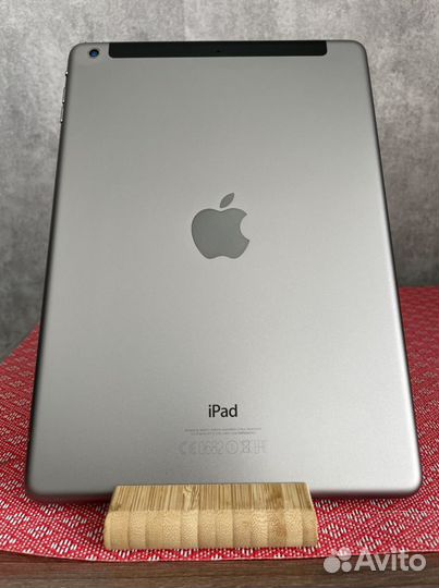 iPad air 32gb wifi cellular(LTE)