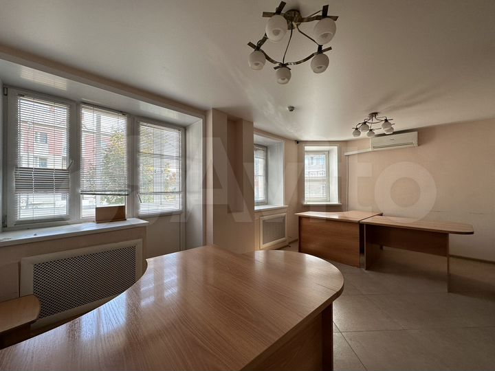 3-к. квартира, 82,3 м², 2/5 эт.