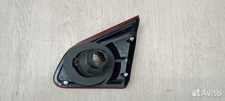 Фонарь задний Nissan qashqai J10 Лев