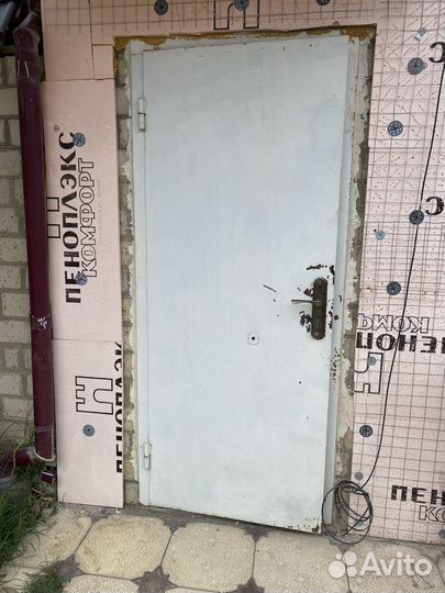 Дверь входная металлическая